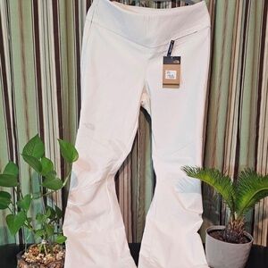 NWT The North Face snow pants